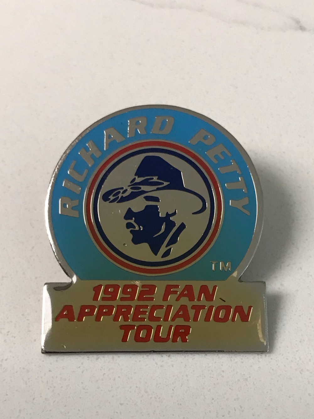 1992 Richard Petty Fan Appreciation Tour Collectible Enamel Pin - Blue & Red
